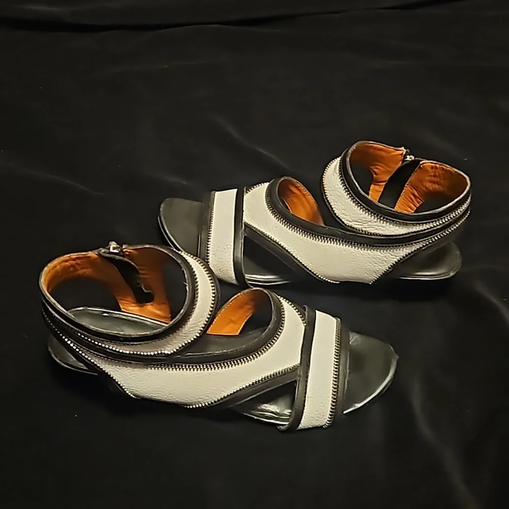 Rebecca Minkoff leather sandal - Picture 3 of 8